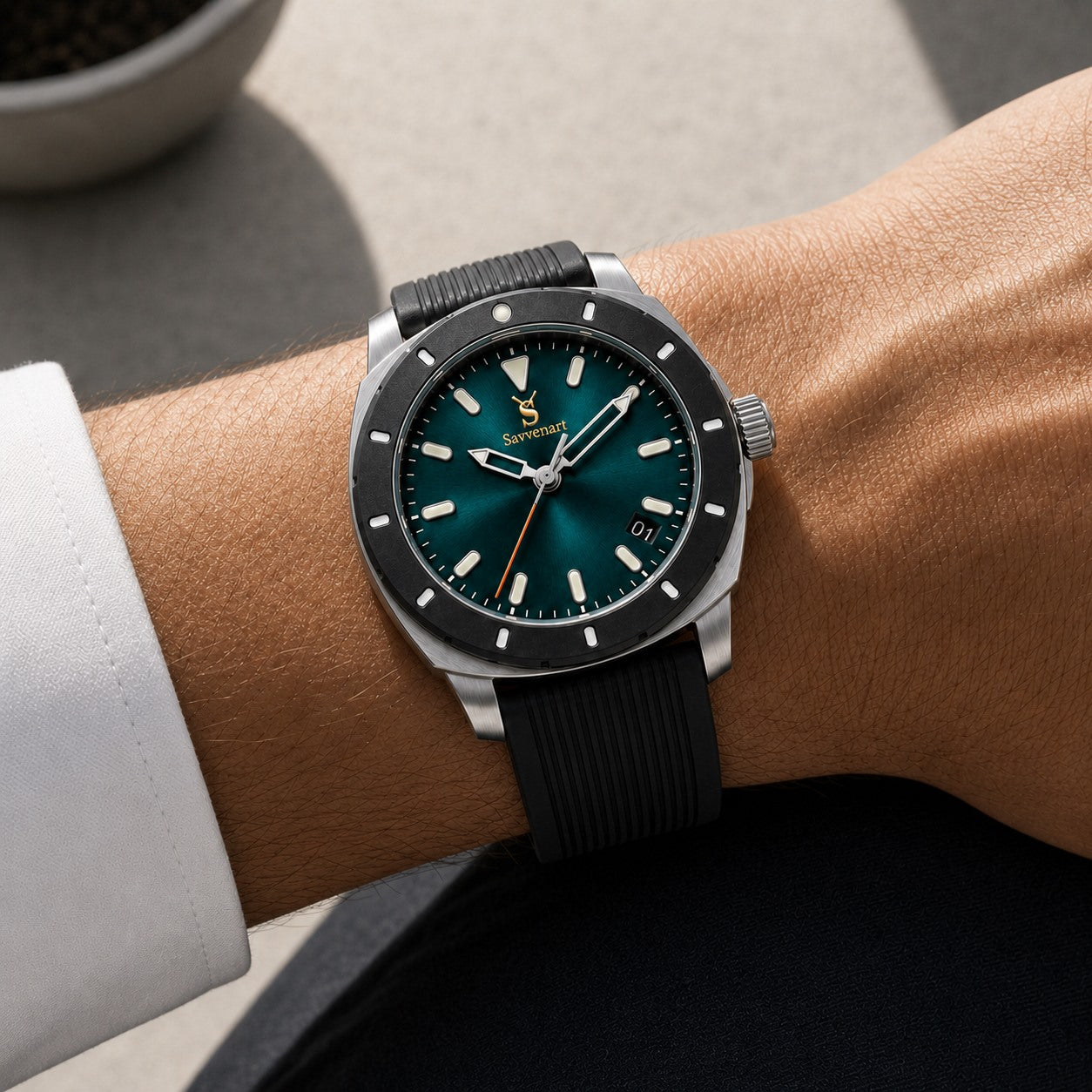 Savwatch Men's Rugged Dive-Style Watch (Sav001)