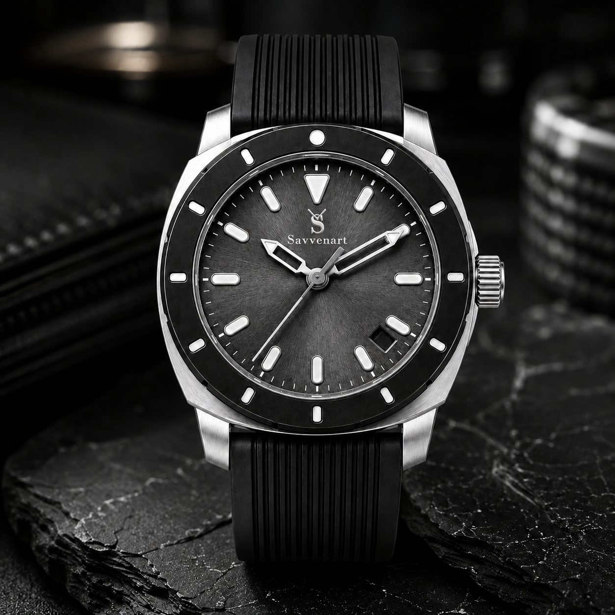 Savwatch Men's Rugged Dive-Style Watch (Sav001)