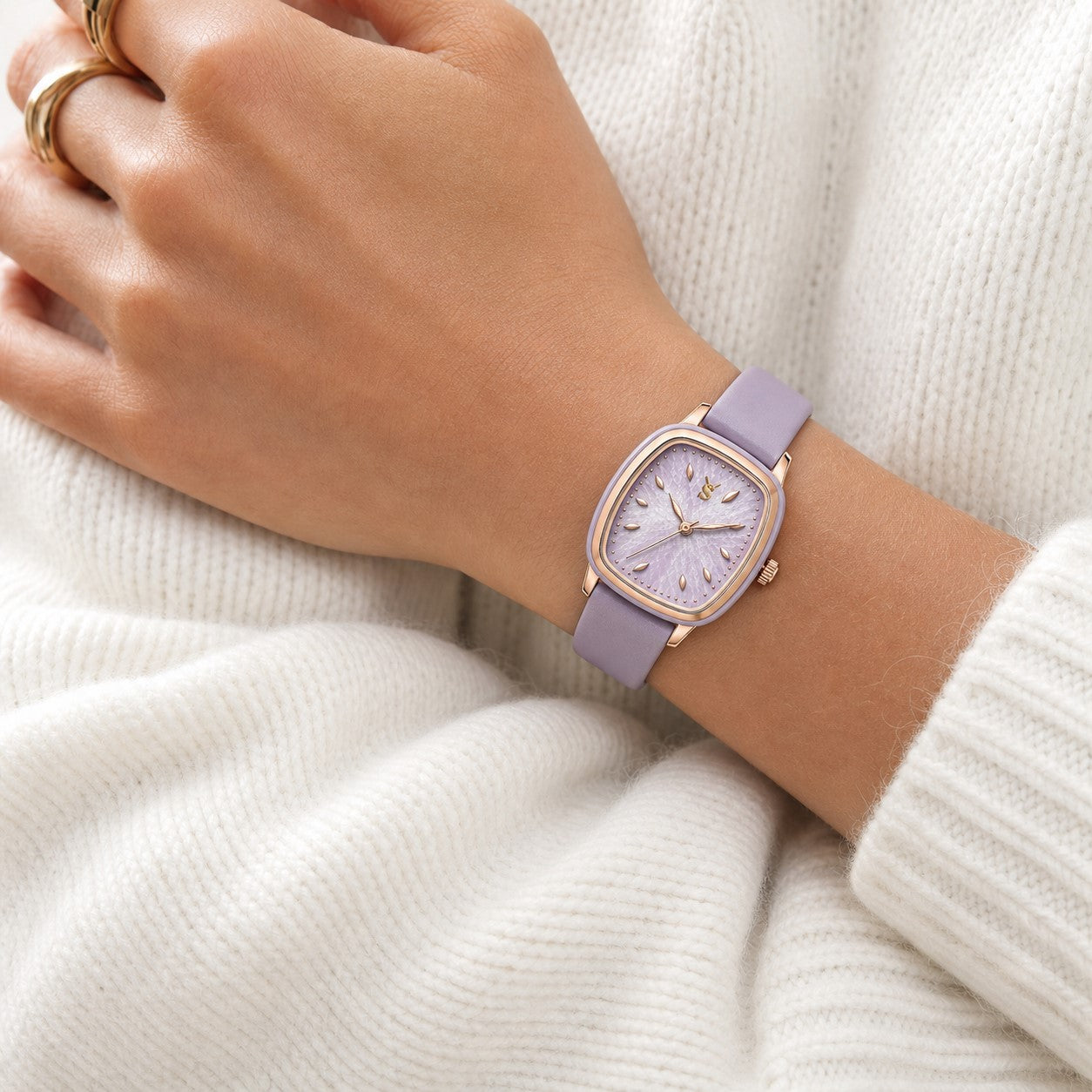Savwatch Women's Light Jewelry Sports Watch